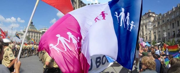 Monaco: Tafferugli tra attivisti cattolici e gruppo di omosessuali