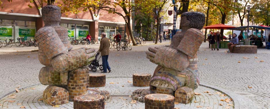 Neuhausen: "Das Steinerne Paar" in Rotkreuzplatz