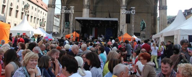 Monaco di Baviera - Odeonsplatz : momenti della manifestazione