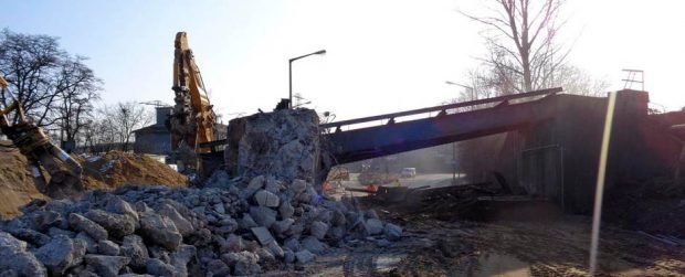Norimberga: Disagi al traffico per demolizione di un ponte sull’autostrada